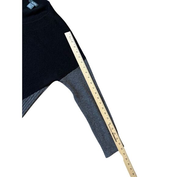 Griffen Cashmere Sweater Black Gray Colorblock V-neck - Picture 6 of 7